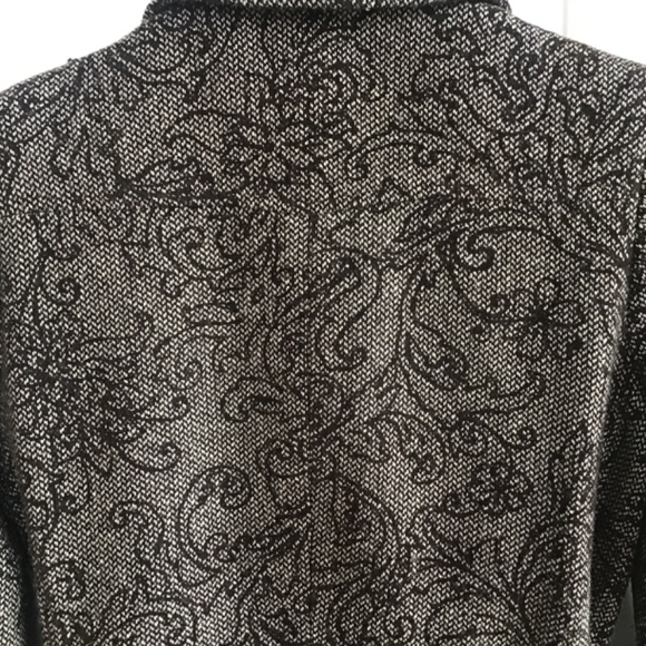 Coat - Picture 6 of 10